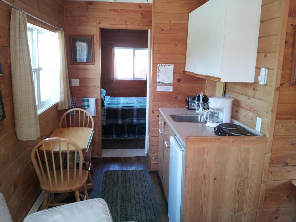 Steamboat Mountain Chalets Ξενοδοχείο Spillimacheen Δωμάτιο φωτογραφία