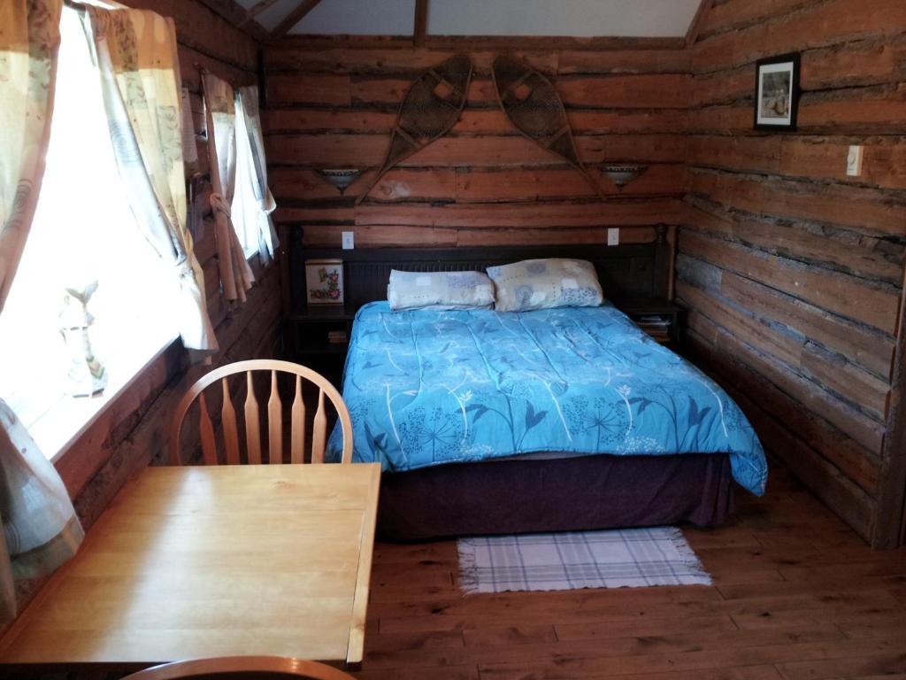 Steamboat Mountain Chalets Ξενοδοχείο Spillimacheen Δωμάτιο φωτογραφία